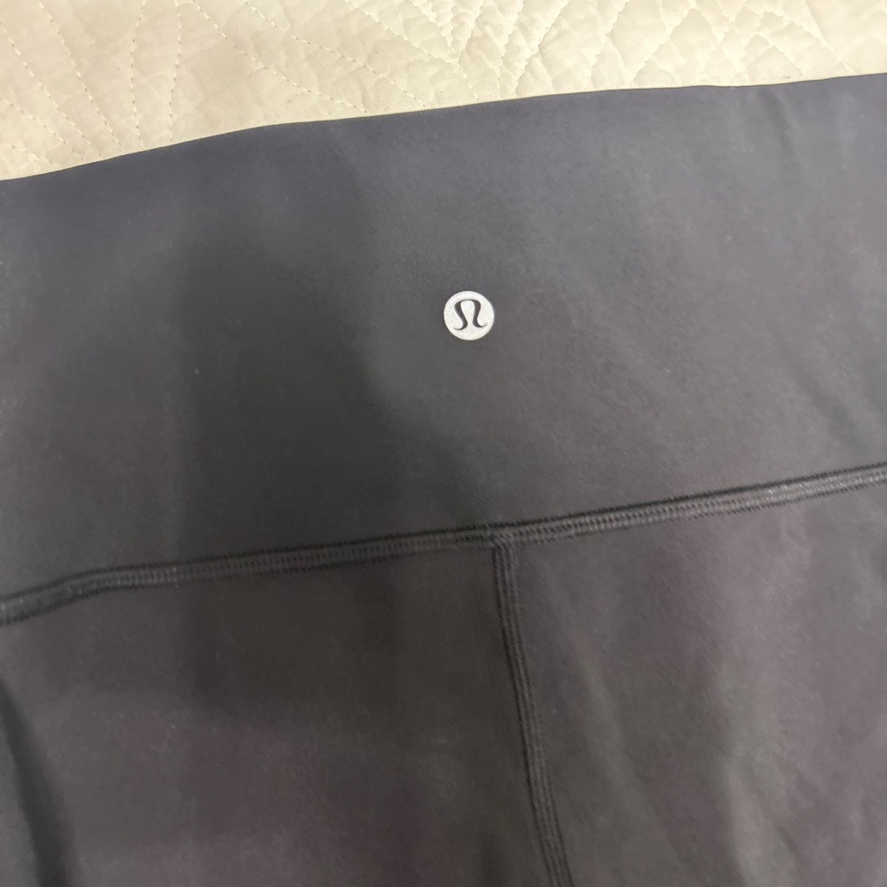 Lululemon Size 6 Wunder Under - image 3